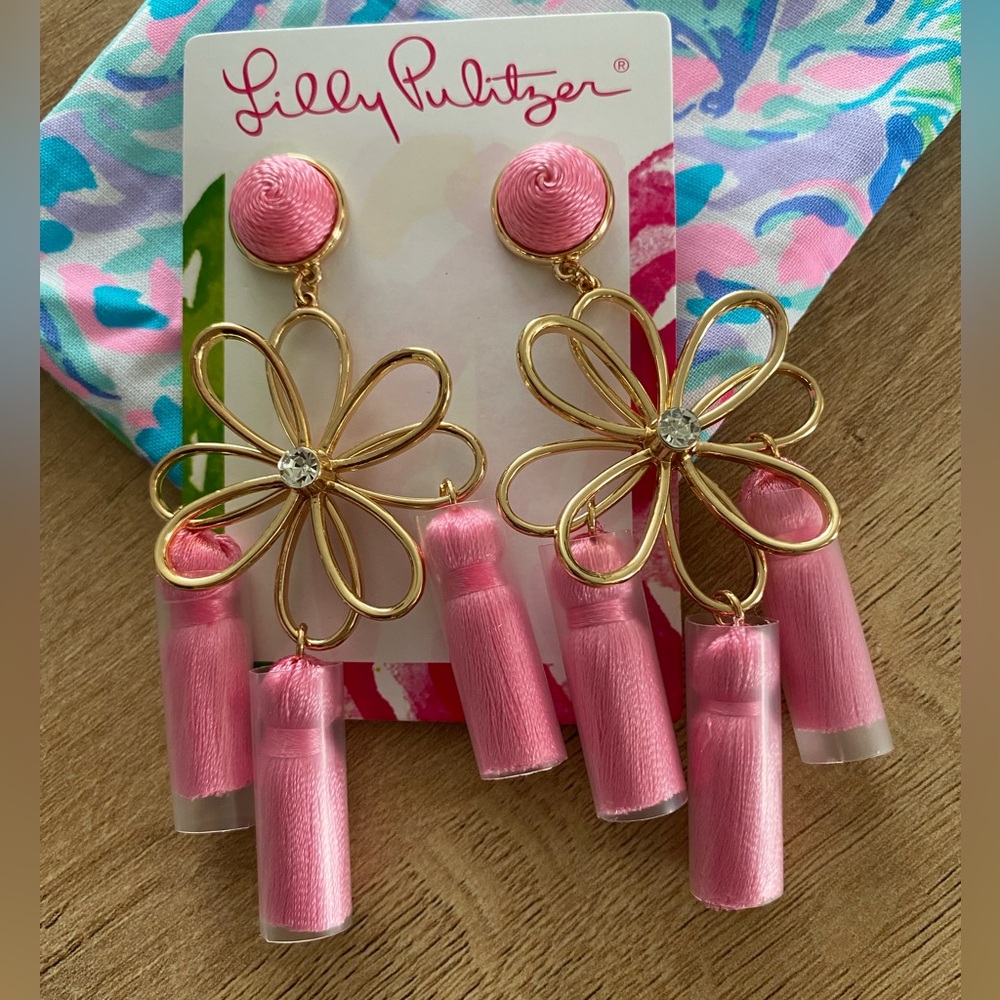 Lilly Pulitzer come on clover pink earrings